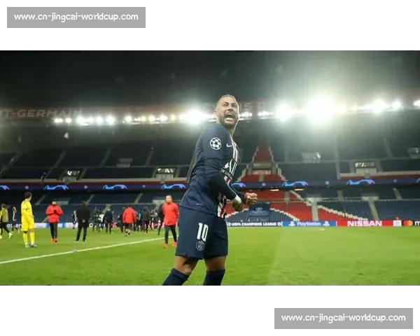 网红 Speed 体验 FIFA 主席职位,玩笑宣布 C 罗为 2026 世界杯冠军 网红 Speed 体验 FIFA 主席职位,玩笑宣布 C 罗为 2026 世界杯冠军