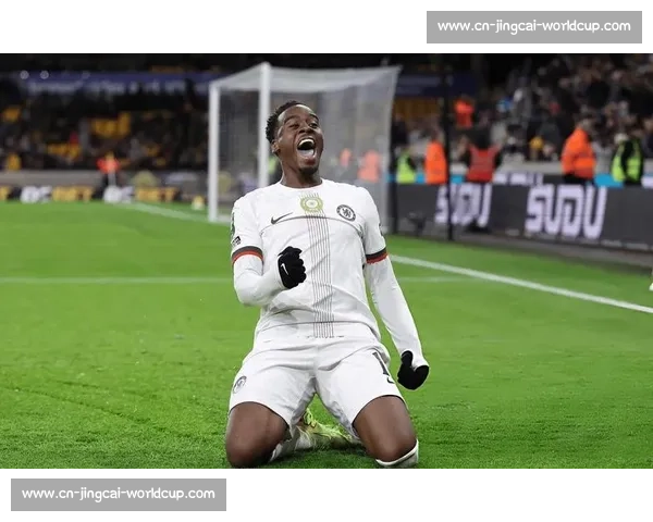 罗马诺确认！切尔西敲定吉滕斯 7 年长约，今夜体检完成关键一步