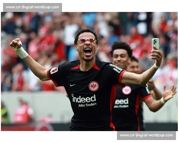 曼联领跑三强争夺埃基蒂克，法兰克福标价 1 亿欧元